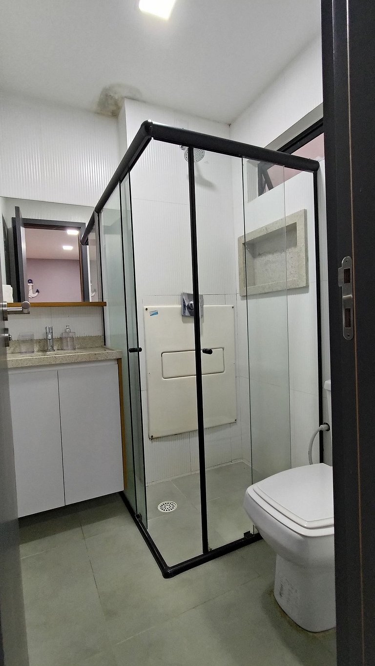 Flat de 1 quarto a 50m das Piscinas Naturais!