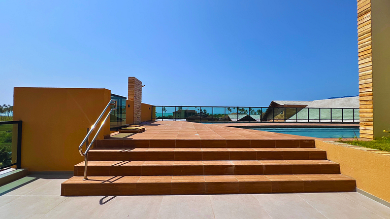 Studio com piscina privativa e 5 min da praia do Cupe!